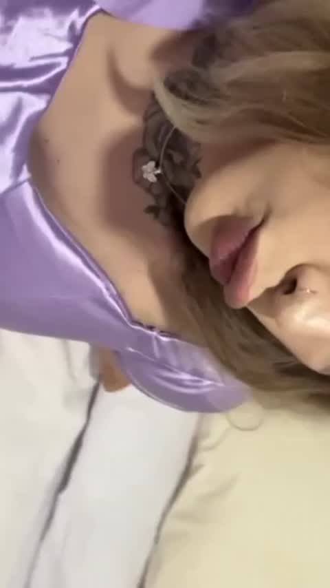 😈This trans girl needs to be fucked hard tonight 💦 See OF