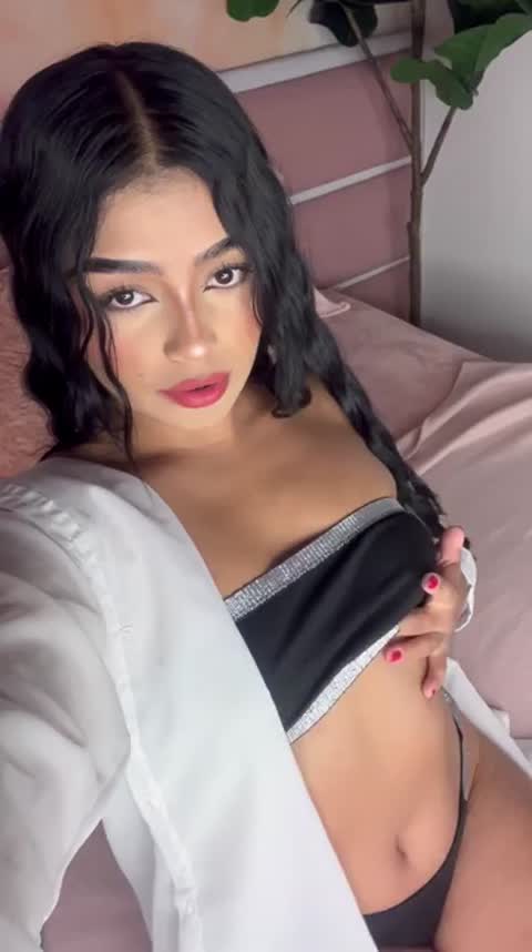 feeling naughty now, dont you ? Join me - live now - LINK IN BIO