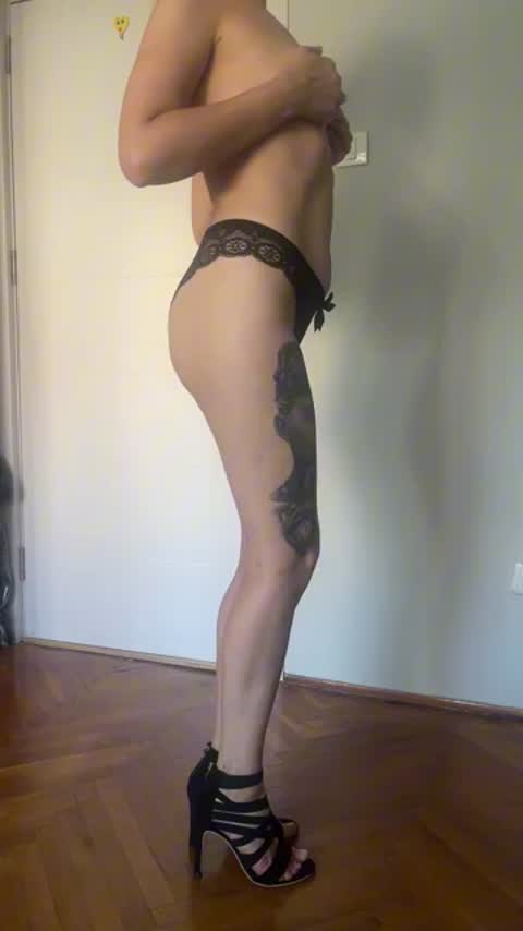 Do you like fucking mature MILFs in the ass?