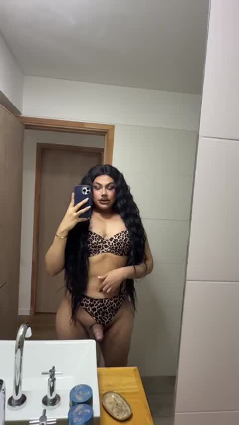 💋This busty trans is aching and wet 🍆 Exclusive OF