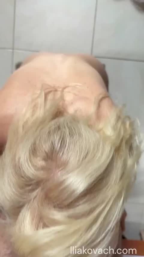 I just want to be your Good little girl. At the same time I want your cock down my throat. 😝🦄🍆 Click the OF below for full vid 🔽🔽🔽