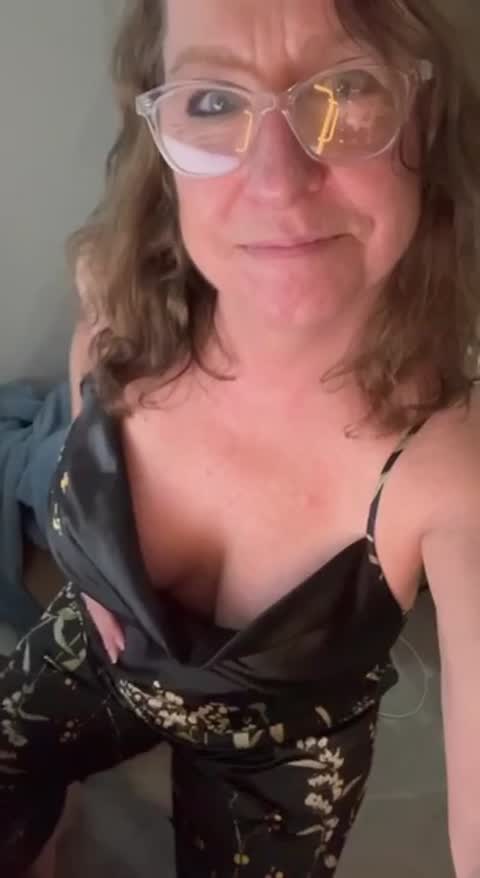 Are you brave enough to trade nudes with a grandma? 64(f)